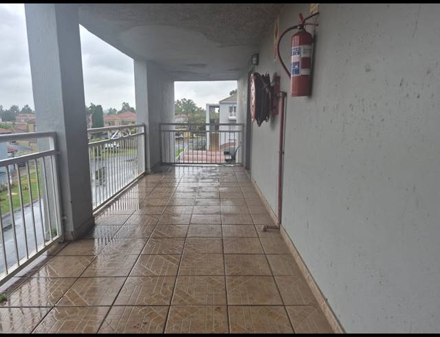 2 BEDROOM APARTMENT FOR SALE IN BRAKPAN NORTH